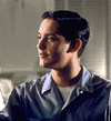 Tobey Maguire (1975) is Lou
