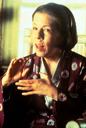 Linda Hunt (1945) is the Witch