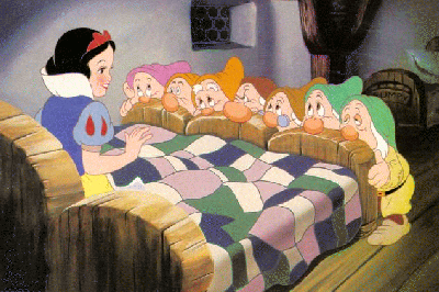 Snow White wakes up in the dwarfs' bed!